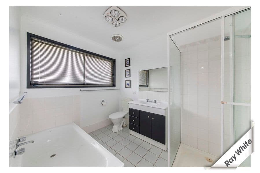 25 Henderson Road, QUEANBEYAN NSW 2620, Queanbeyan - Thumbnail 5