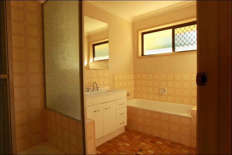 16 Chestnut Crescent, VICTORIA POINT QLD 4165, Victoria Point - Thumbnail 5