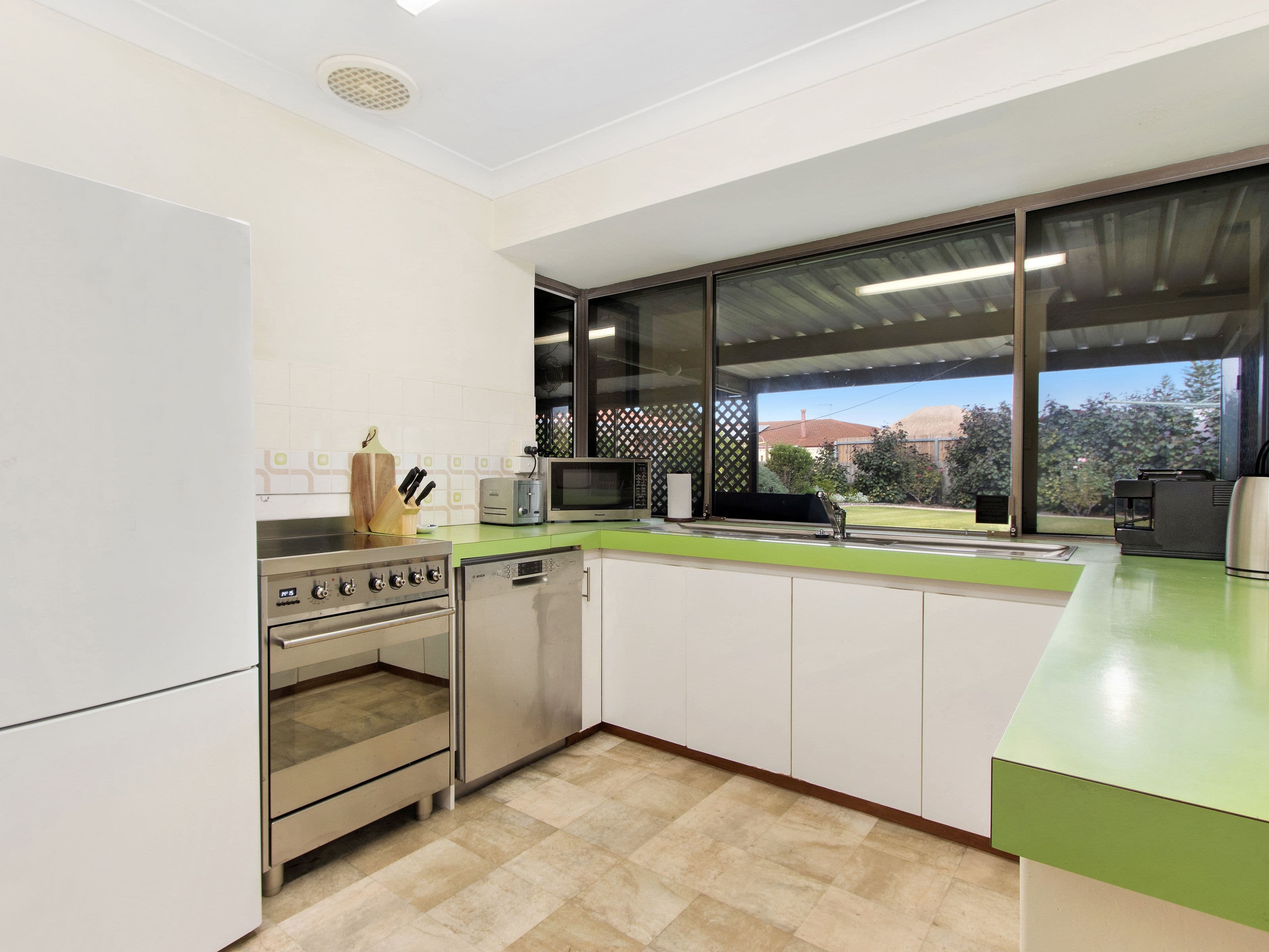 27 Tempest Place, Waikiki WA 6169, Waikiki - Thumbnail 8