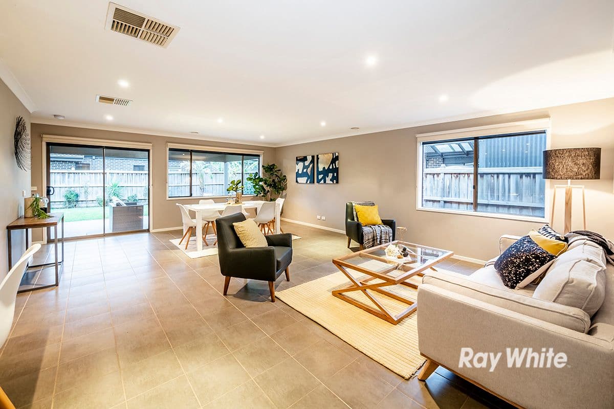 42 Freshwater Boulevard, Lyndhurst VIC 3975, Lyndhurst - Thumbnail 3