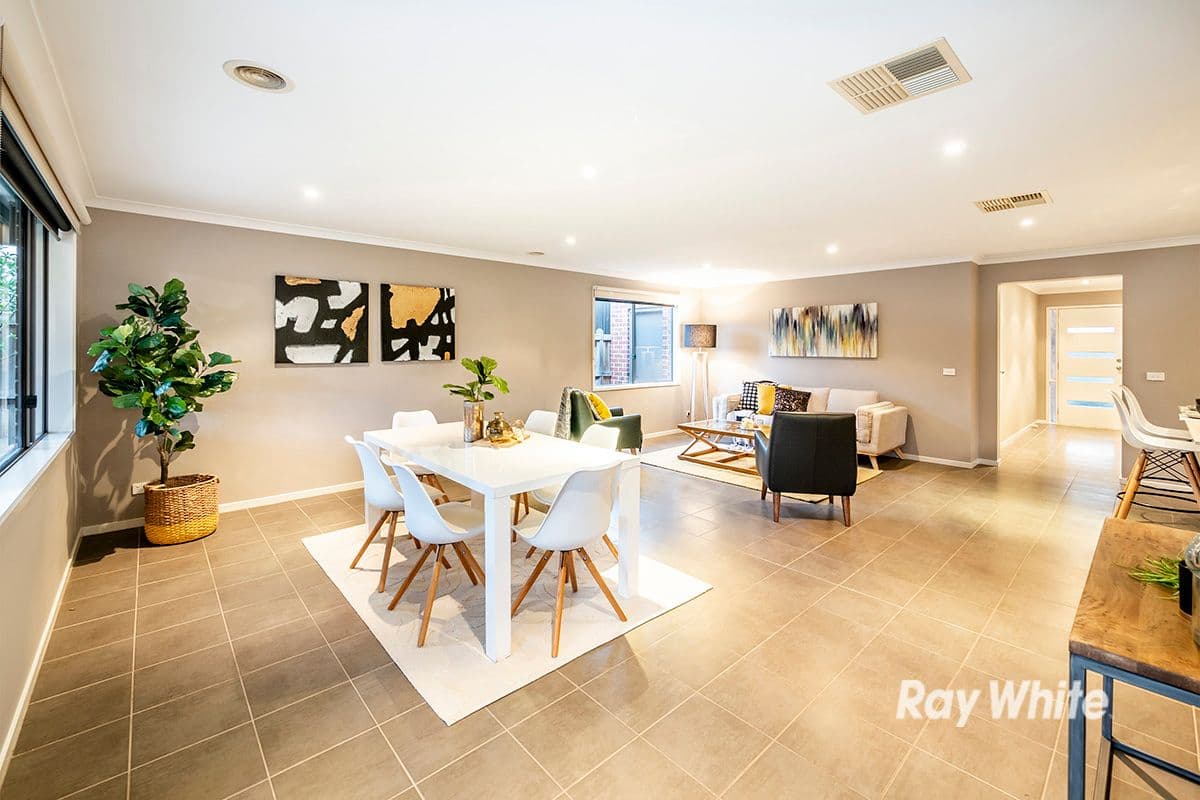 42 Freshwater Boulevard, Lyndhurst VIC 3975, Lyndhurst - Thumbnail 4