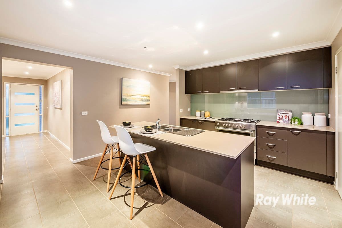 42 Freshwater Boulevard, Lyndhurst VIC 3975, Lyndhurst - Thumbnail 6