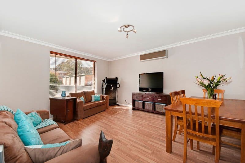 22 Bungendore Road, QUEANBEYAN NSW 2620, Queanbeyan East - Image 1