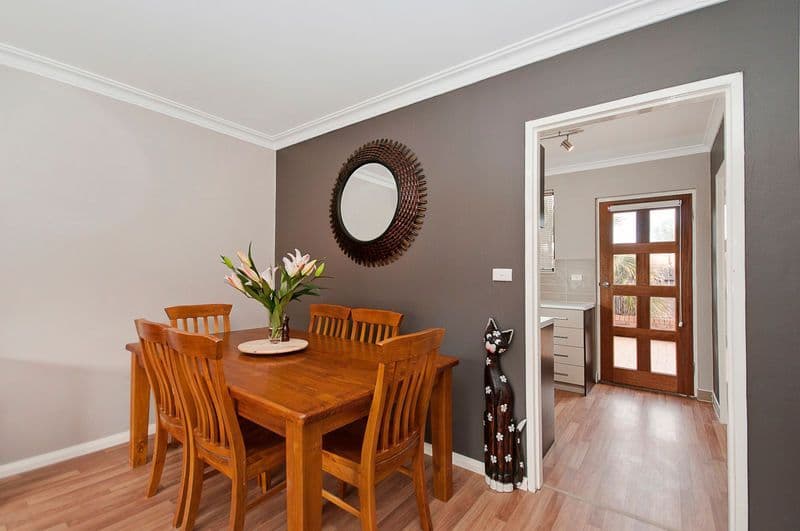 22 Bungendore Road, QUEANBEYAN NSW 2620, Queanbeyan East - Thumbnail 4