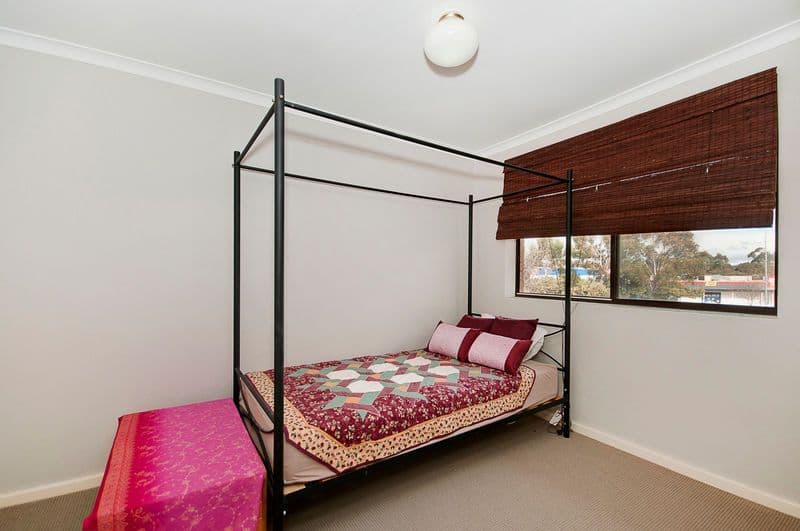 22 Bungendore Road, QUEANBEYAN NSW 2620, Queanbeyan East - Thumbnail 6