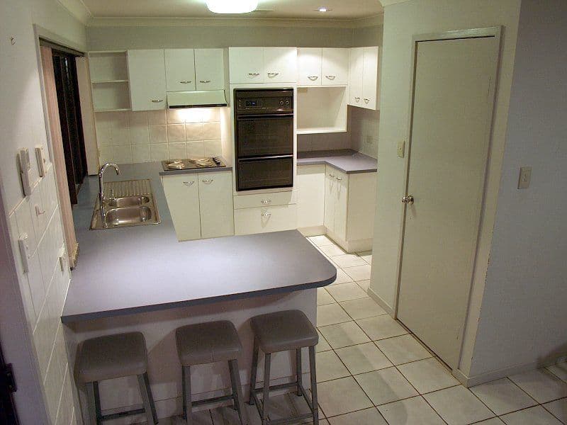 10 Dane Court, EIGHT MILE PLAINS QLD 4113, Eight Mile Plains - Thumbnail 6