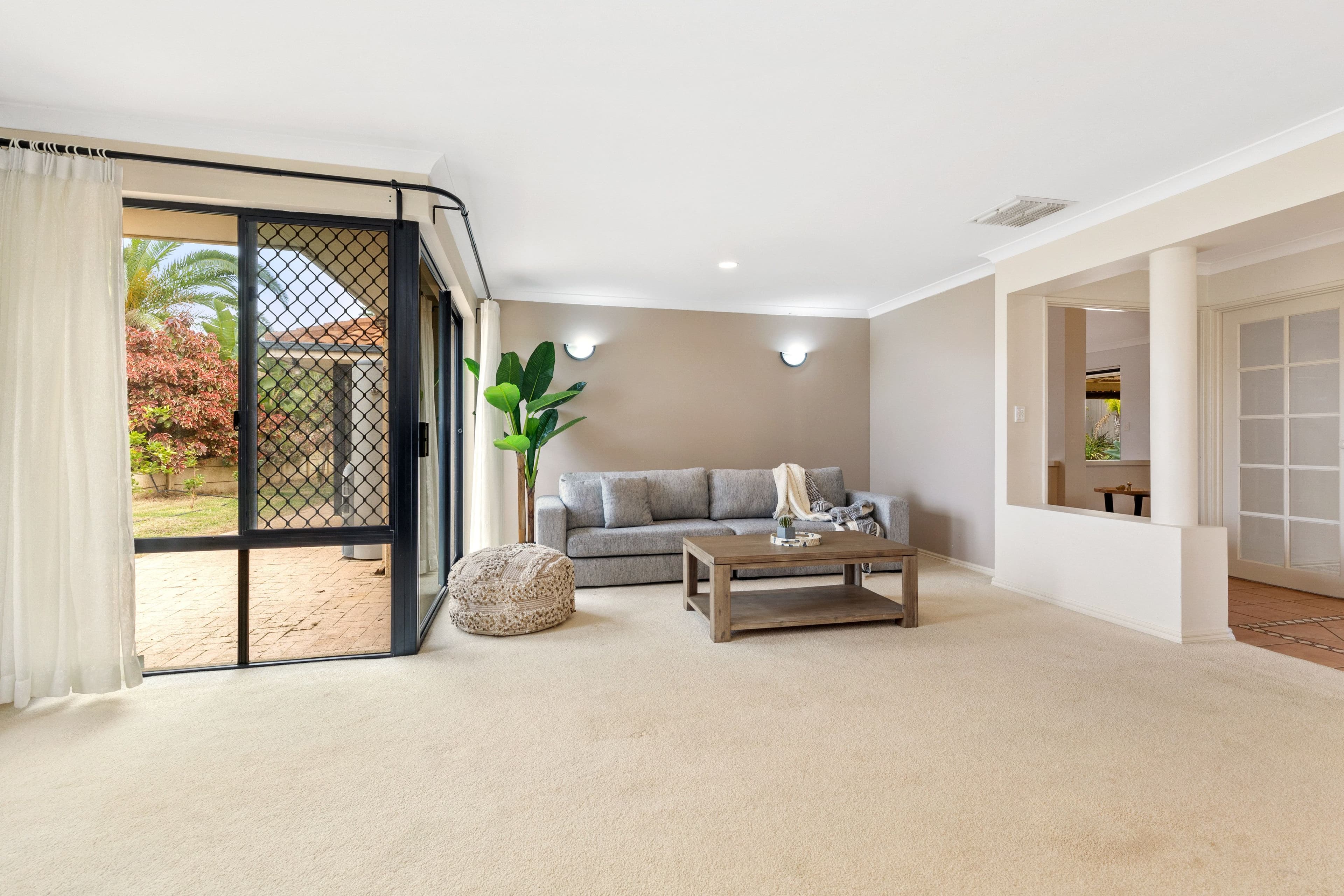 22 Warringah Close, Kallaroo WA 6025, Kallaroo - Thumbnail 5