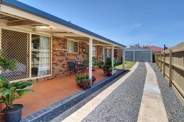 2 Rosslare Street, CALOUNDRA WEST QLD 4551, Caloundra West - Thumbnail 3