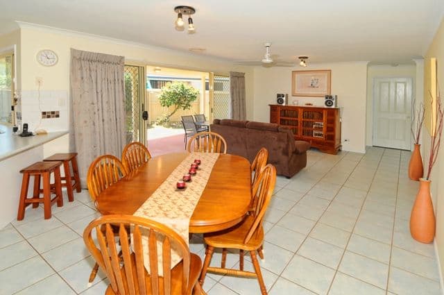 2 Rosslare Street, CALOUNDRA WEST QLD 4551, Caloundra West - Thumbnail 4
