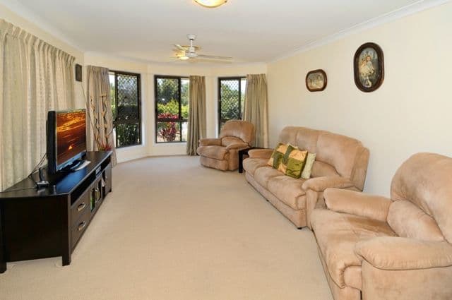 2 Rosslare Street, CALOUNDRA WEST QLD 4551, Caloundra West - Thumbnail 5