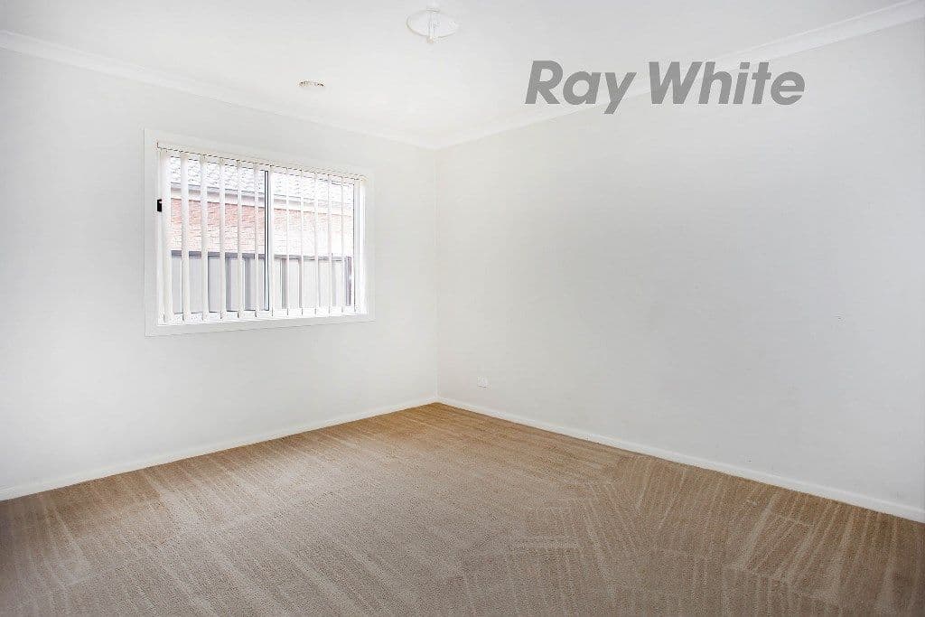 33 Bliss Street, Point Cook VIC 3030, Point Cook - Thumbnail 7