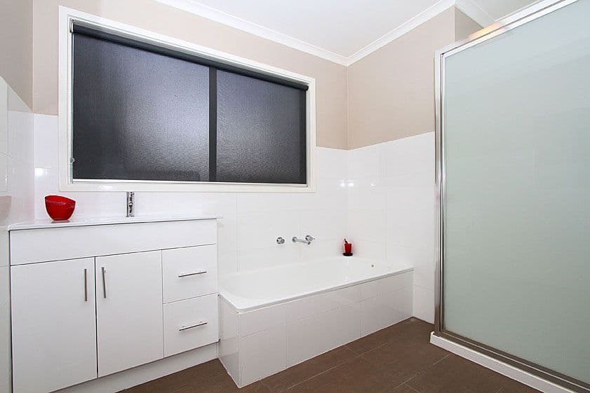 7 Lutea Court, MILL PARK VIC 3082, Mill Park - Thumbnail 8