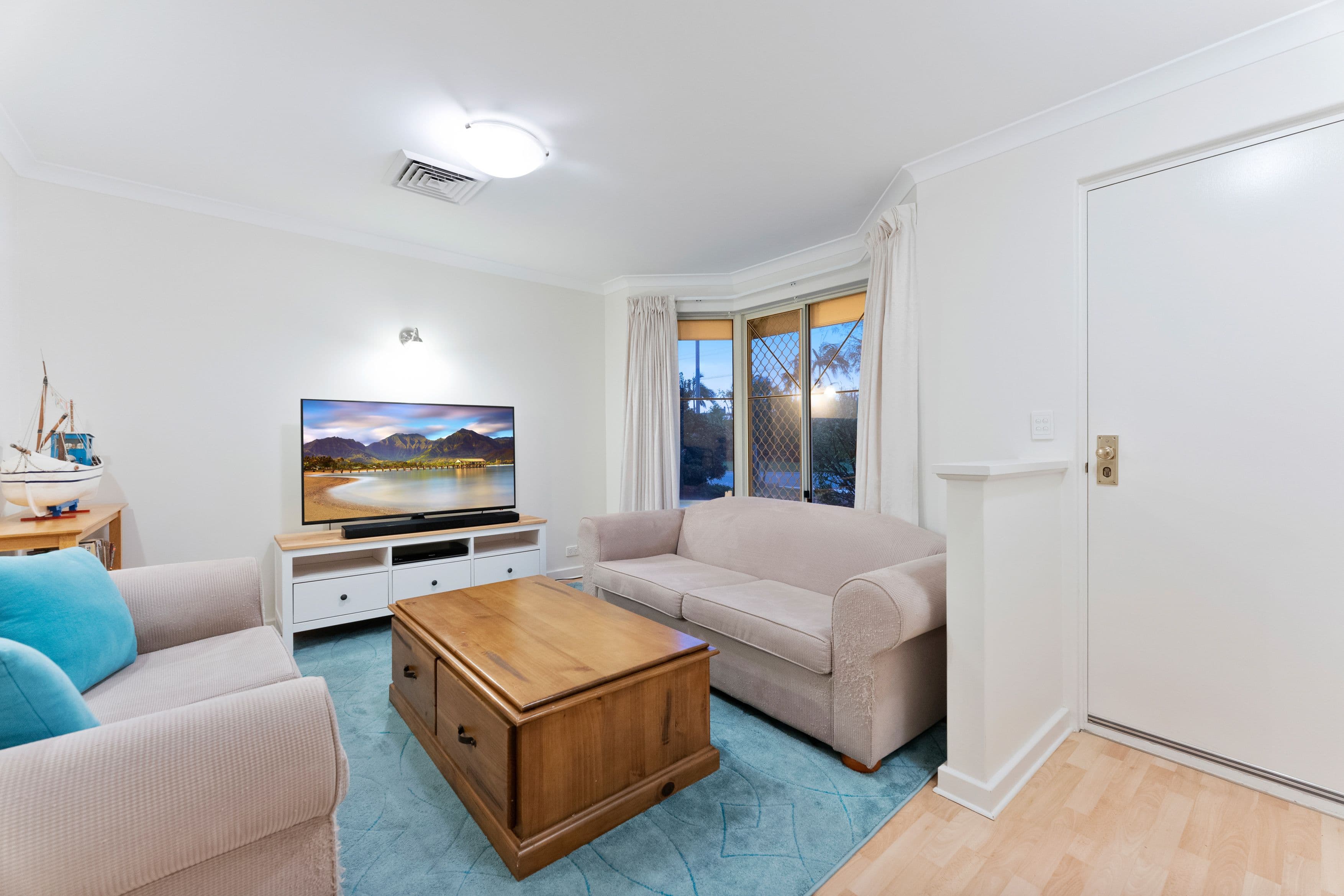 7 Fantail Drive, Bibra Lake WA 6163, Bibra Lake - Thumbnail 3