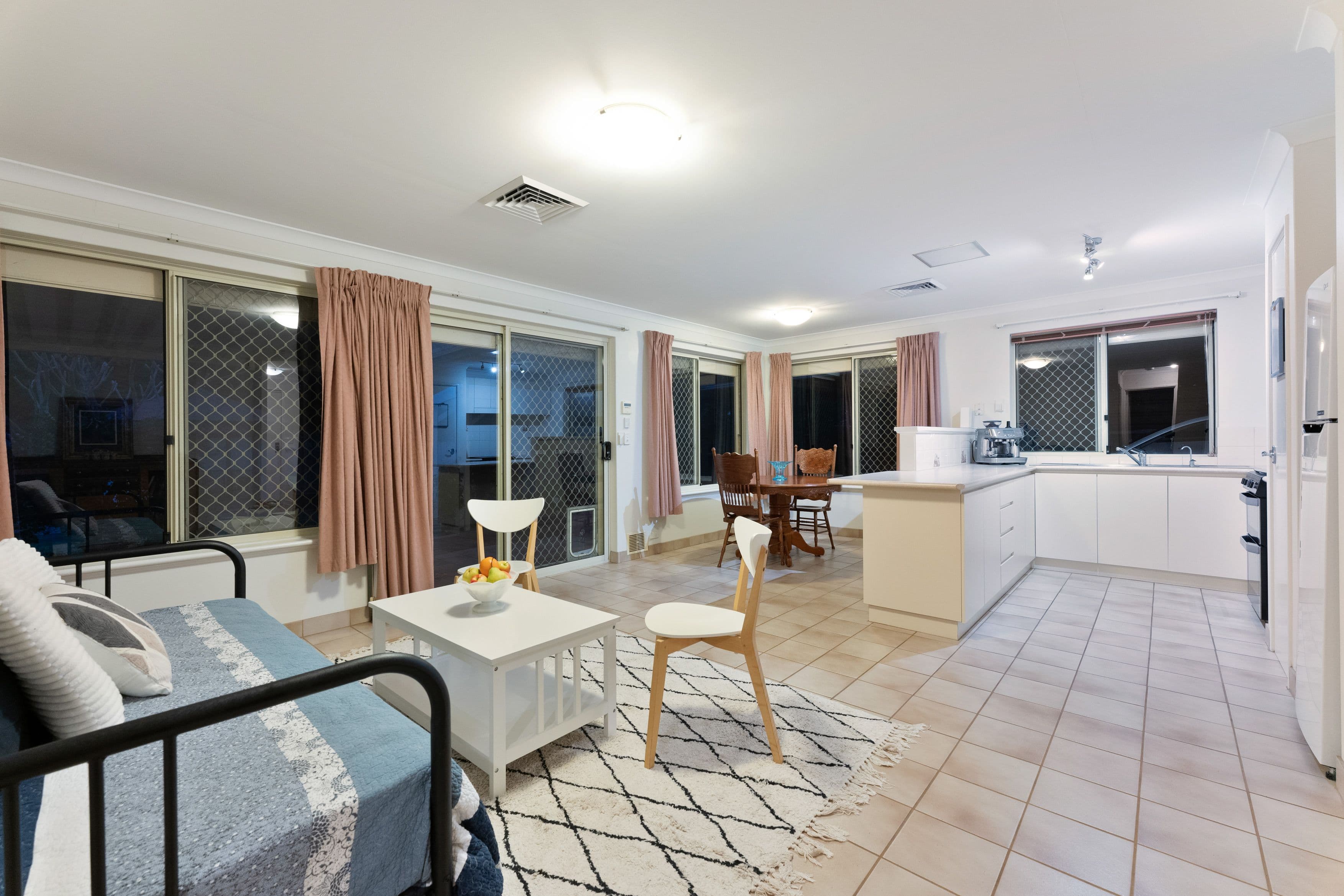 7 Fantail Drive, Bibra Lake WA 6163, Bibra Lake - Thumbnail 6