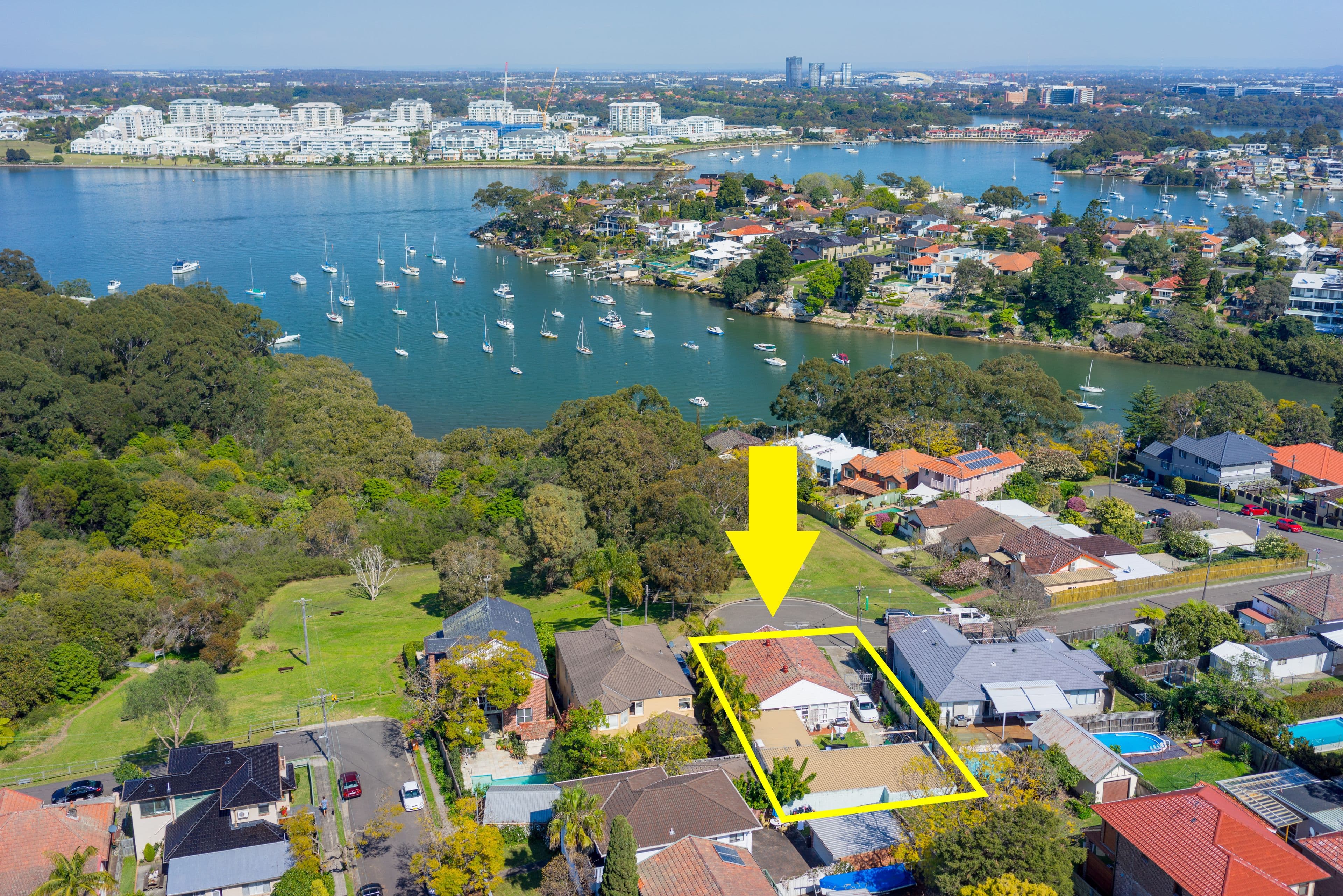 4 Glades Avenue, Gladesville - Image 1