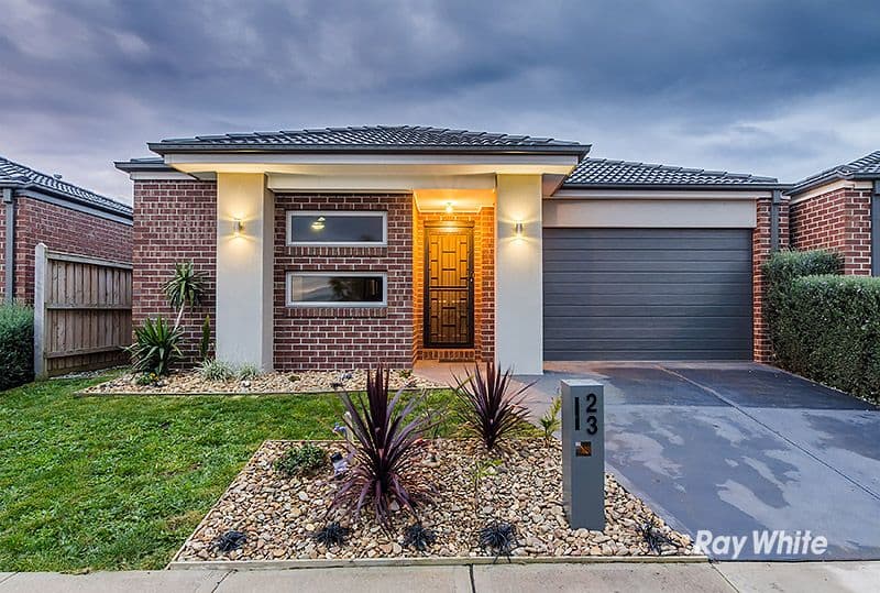 23 Paxford Drive, Cranbourne North VIC 3977, Cranbourne North - Image 1