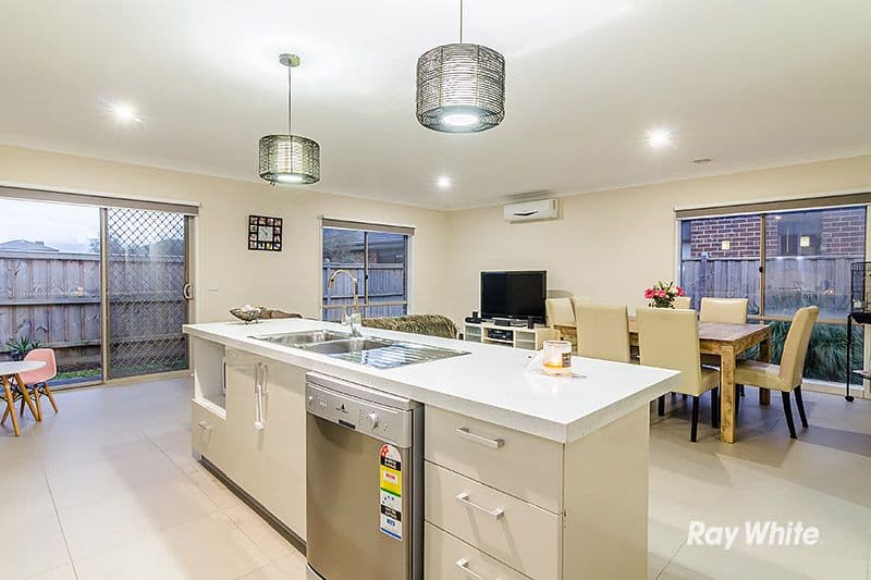 23 Paxford Drive, Cranbourne North VIC 3977, Cranbourne North - Thumbnail 7