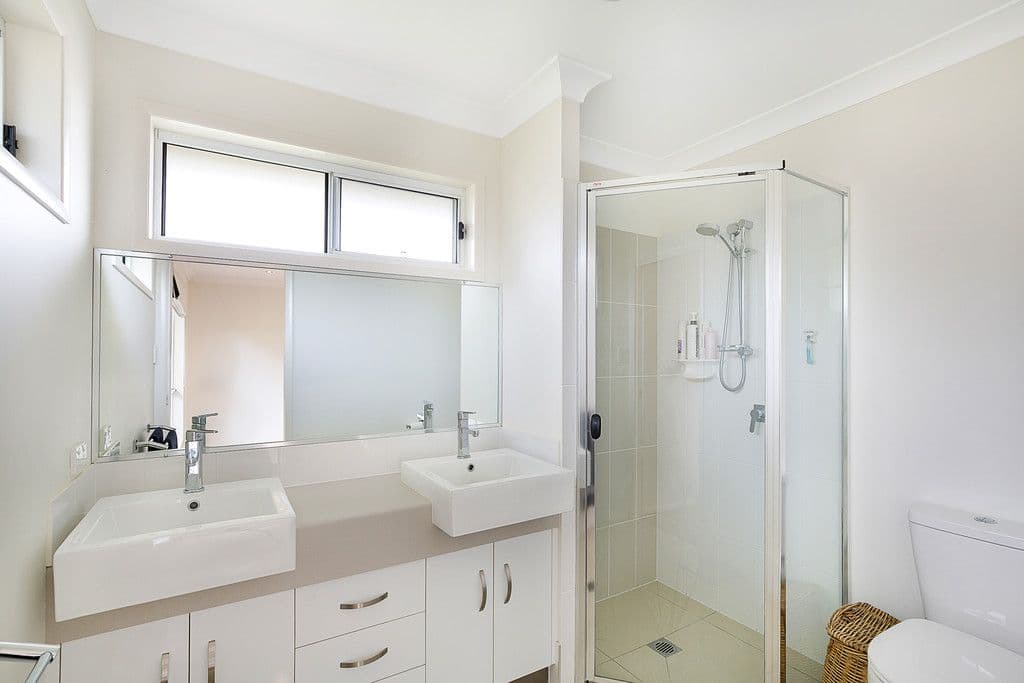 38 Pugh Street, Middle Ridge QLD 4350, Middle Ridge - Thumbnail 8
