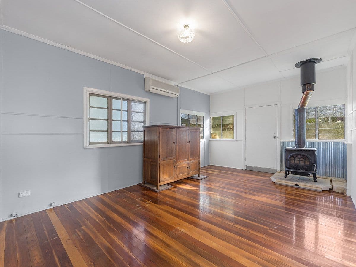 37 Cyprus Street, Tivoli QLD 4305, Tivoli - Thumbnail 3