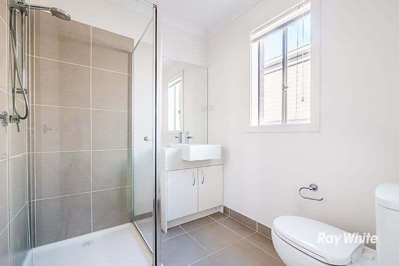 67 Brocker Street, Clyde North VIC 3978, Clyde North - Thumbnail 3
