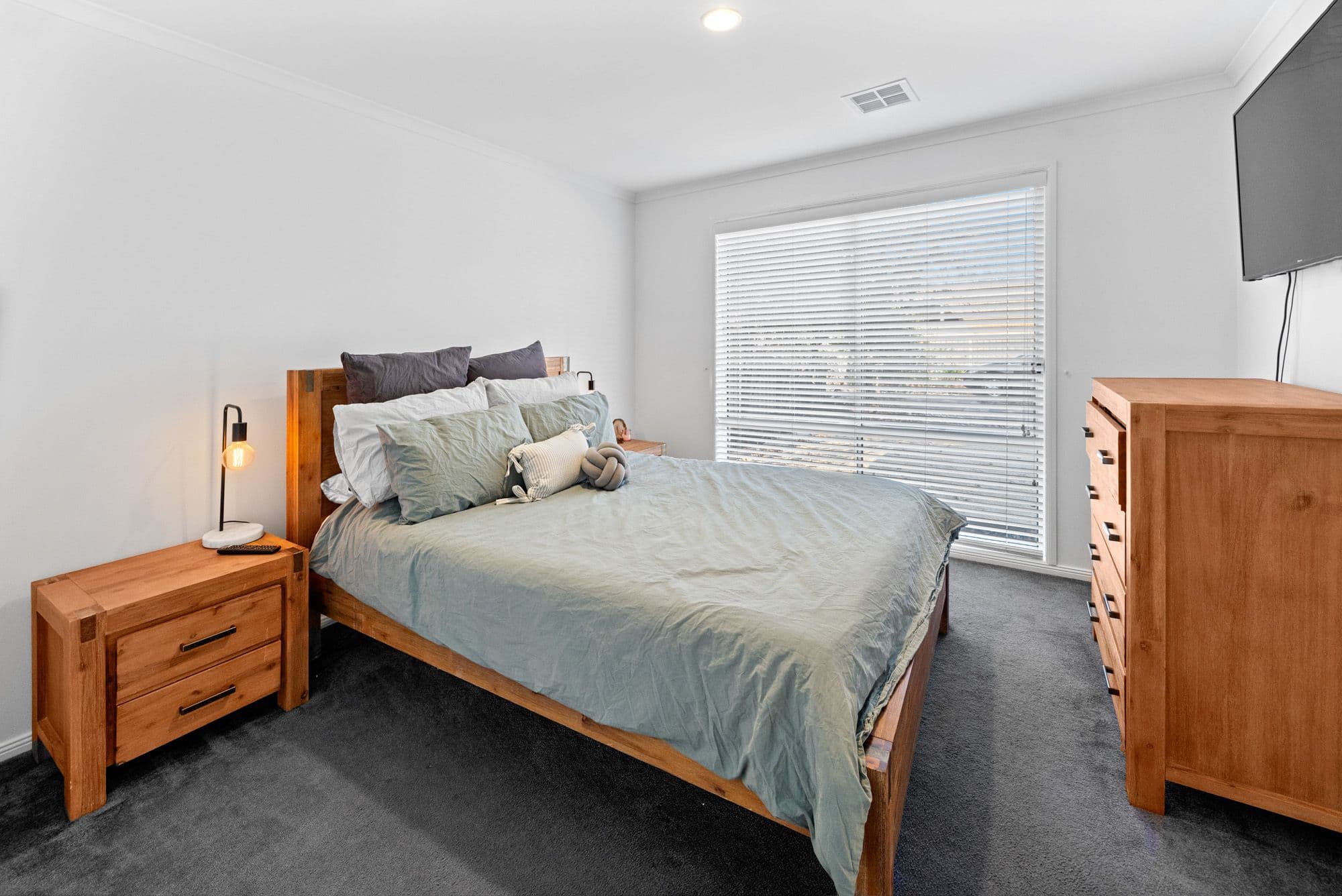11 Greenwich Close, Wyndham Vale VIC 3024, Wyndham Vale - Thumbnail 4