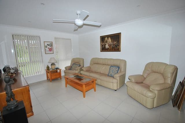25 Capeland Avenue, Sanctuary Point - Thumbnail 2