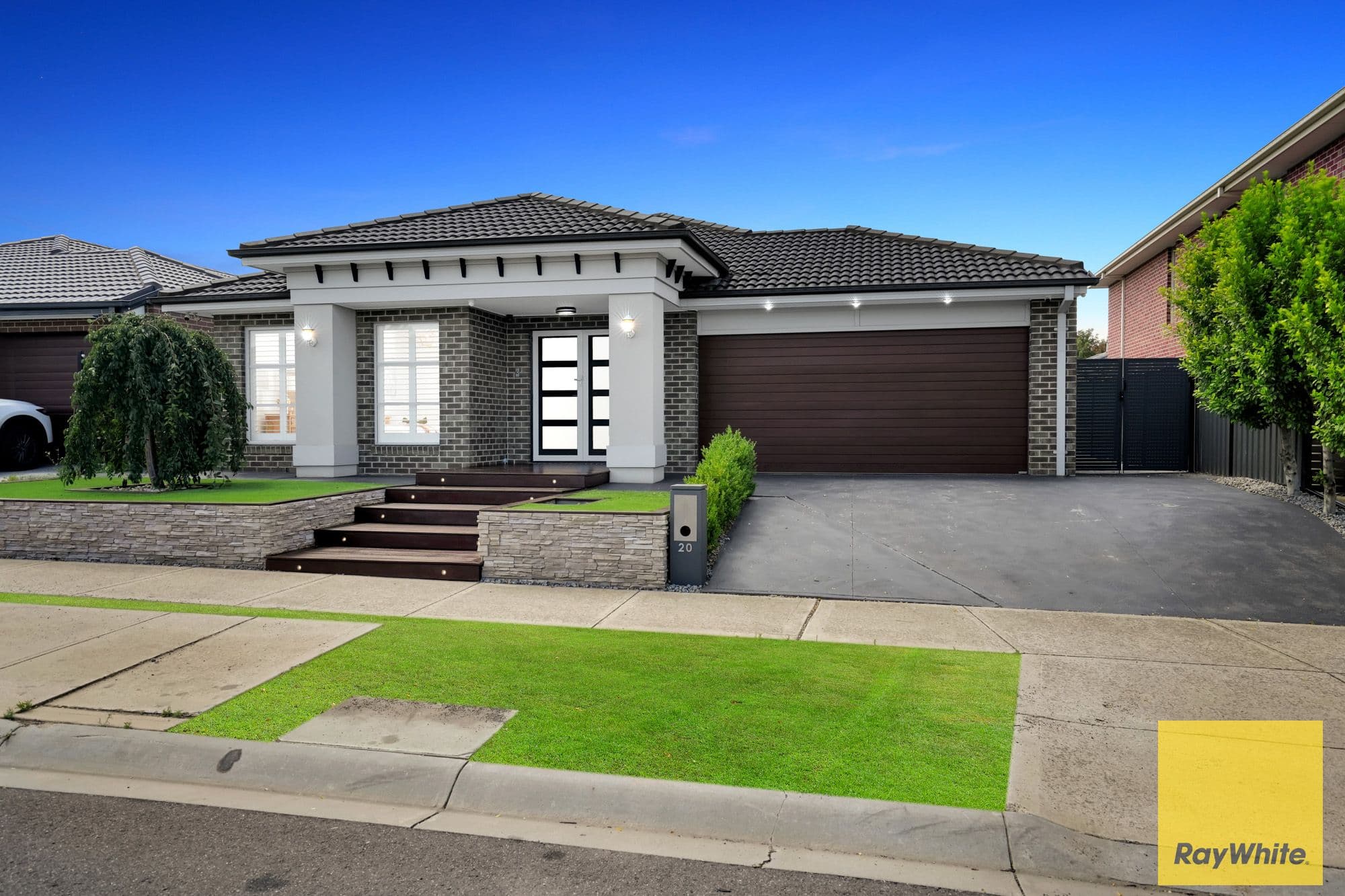 20 Royale Drive, FRASER RISE VIC 3336, Fraser Rise - Thumbnail 2