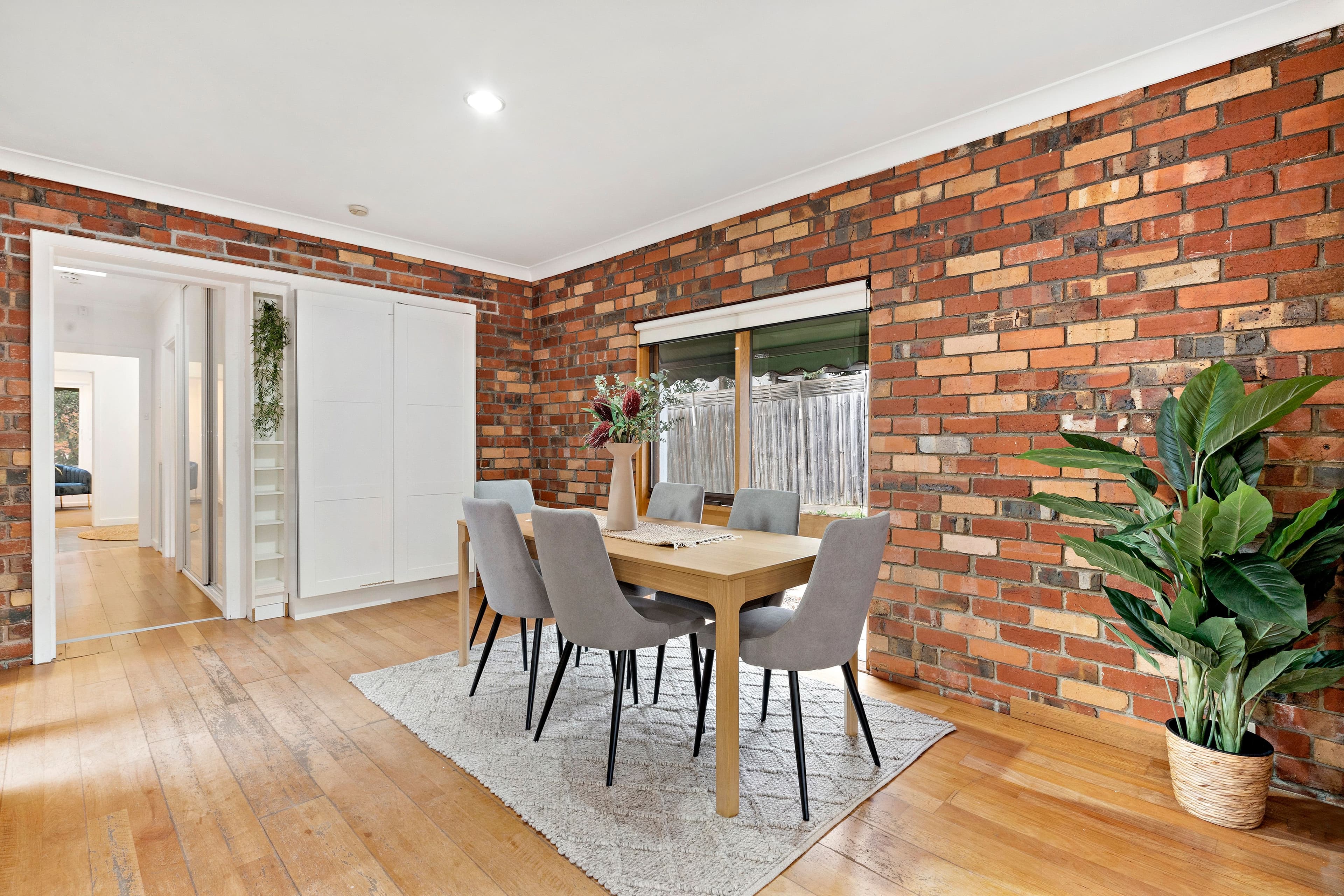 33 Binalong Avenue, Chadstone VIC 3148, Chadstone - Thumbnail 5