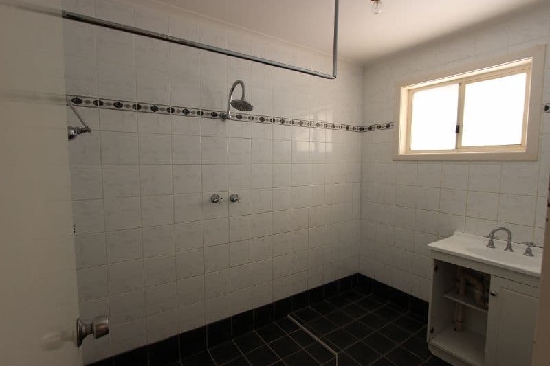 28 Gawthorne Drive, MILLARS WELL WA 6714, Millars Well - Thumbnail 6