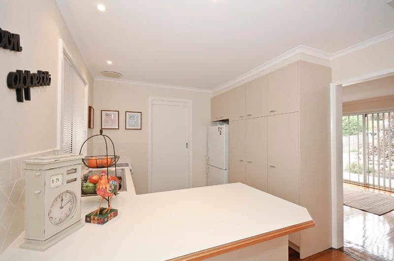 14 Russell Avenue, MOOROOLBARK VIC 3138, Mooroolbark - Thumbnail 3