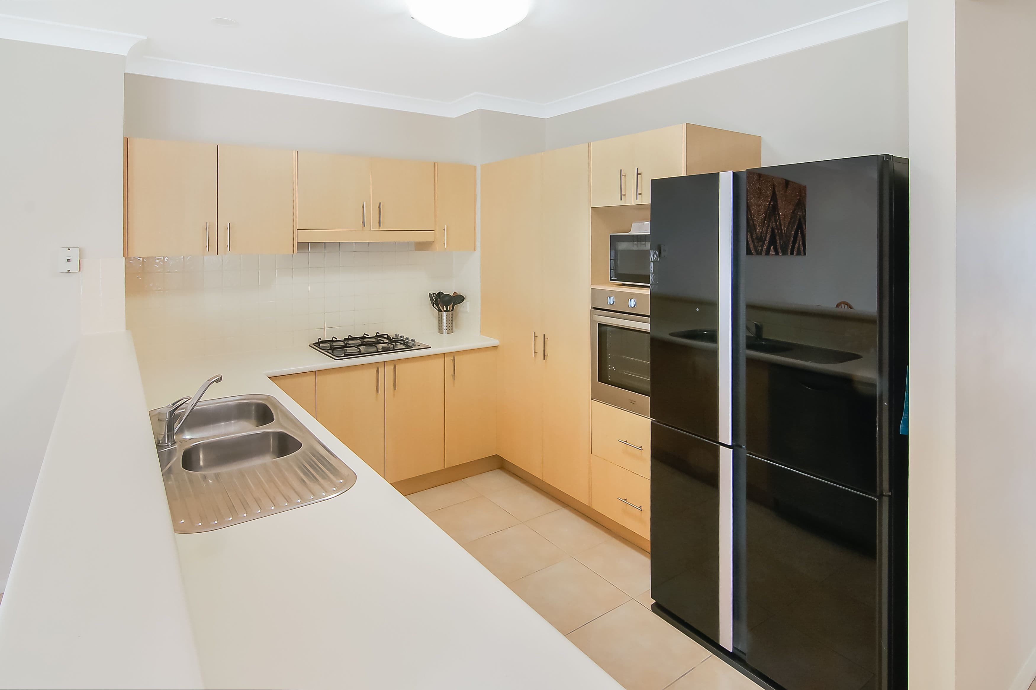 16 Tilbury Avenue, Stanhope Gardens - Thumbnail 4