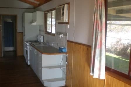 84 Kismet Park, HOWLONG NSW 2643, Howlong - Thumbnail 2