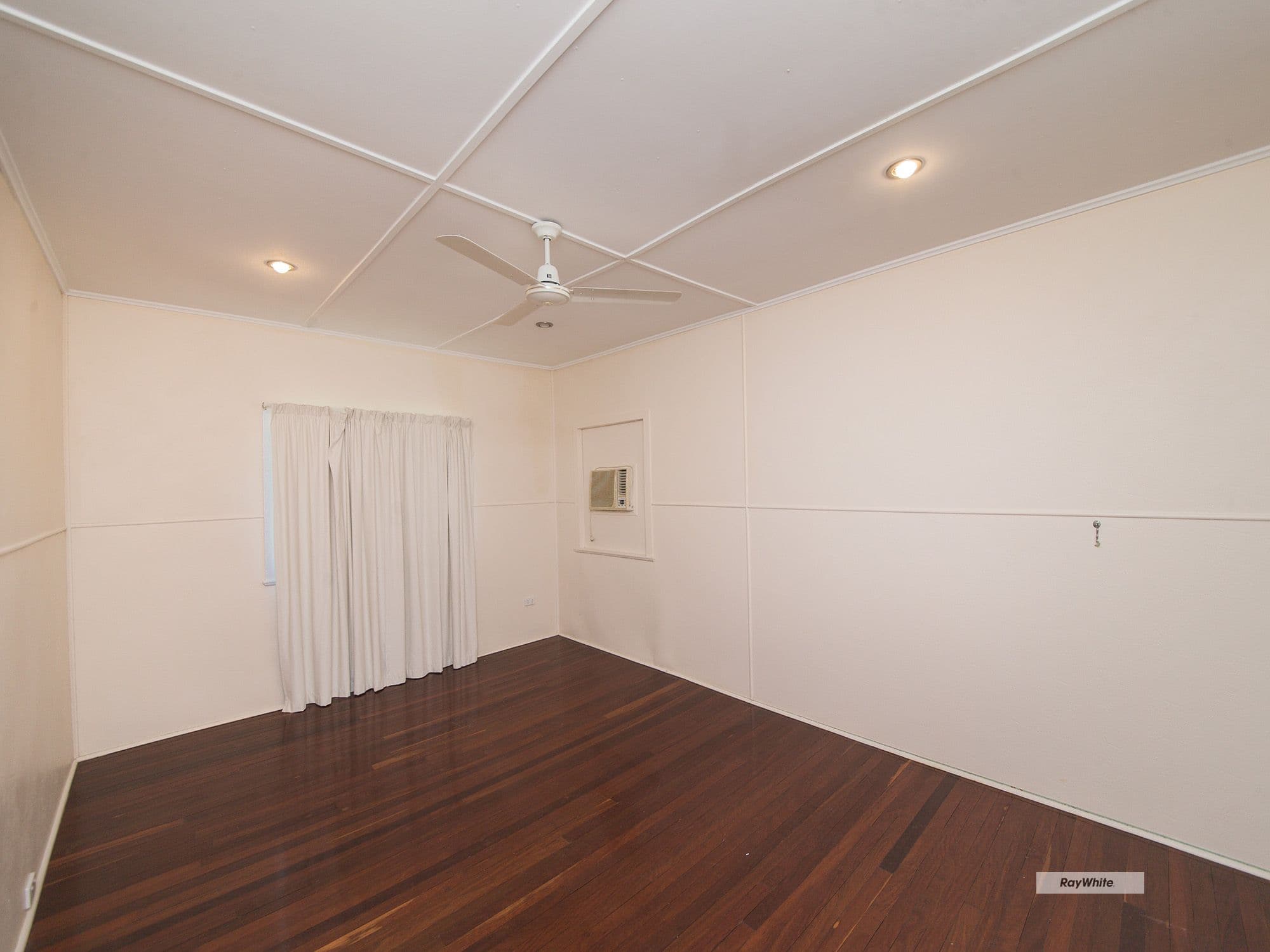 15 Bertram Street, Park Avenue QLD 4701, Park Avenue - Thumbnail 8