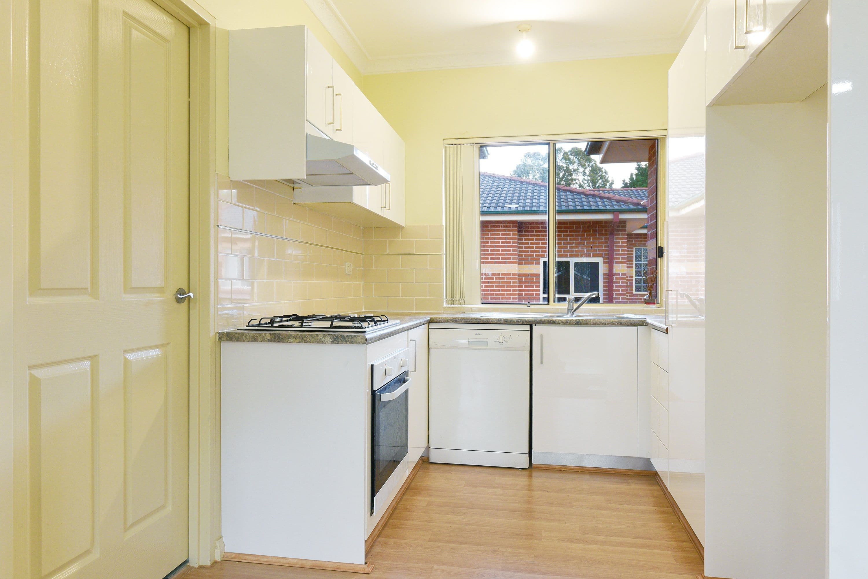 16-18 May Street, Hornsby NSW 2077, Hornsby - Thumbnail 3