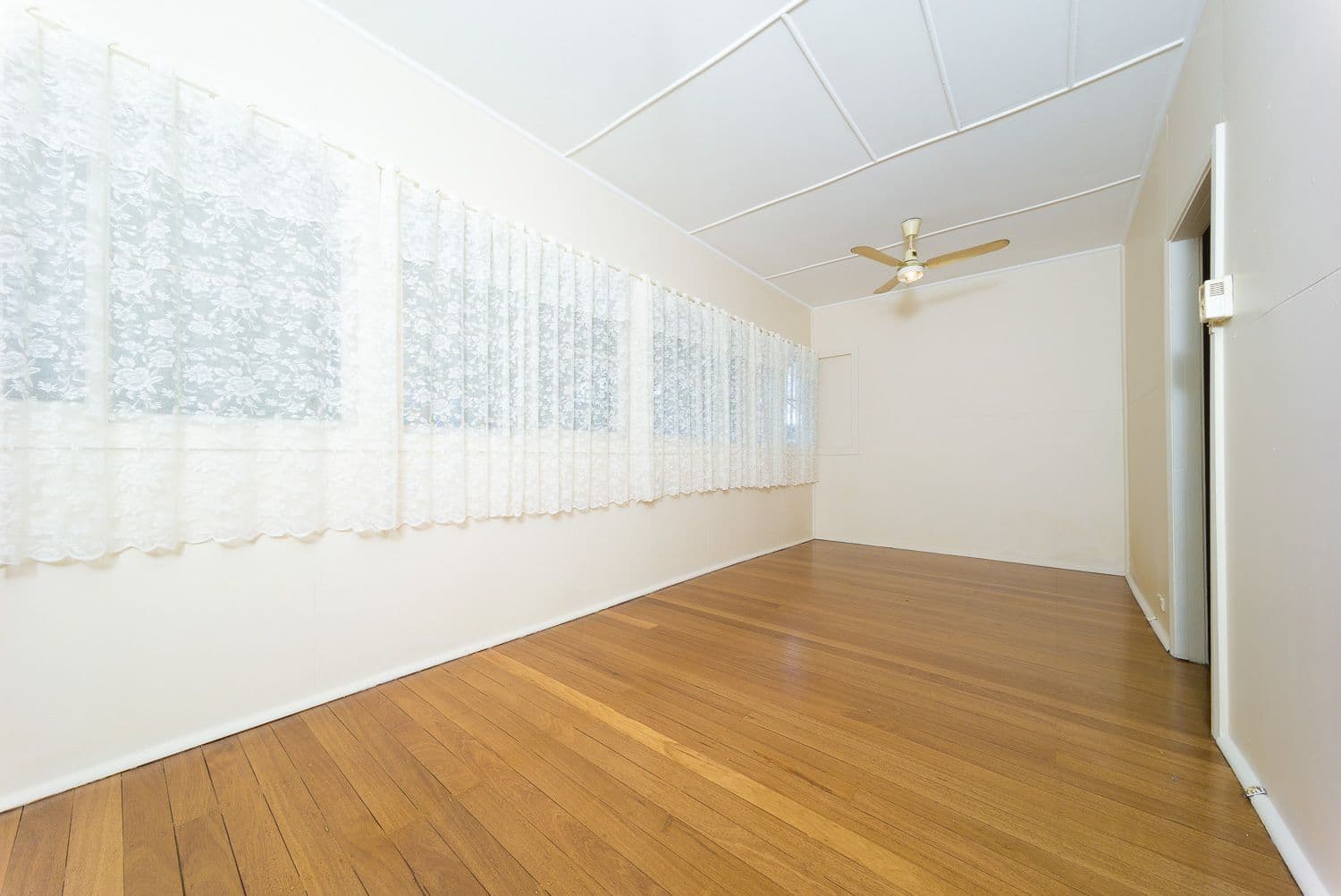 10 Bourke Road, Ettalong Beach - Thumbnail 4
