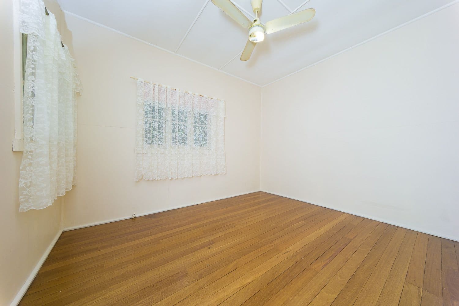 10 Bourke Road, Ettalong Beach - Thumbnail 5