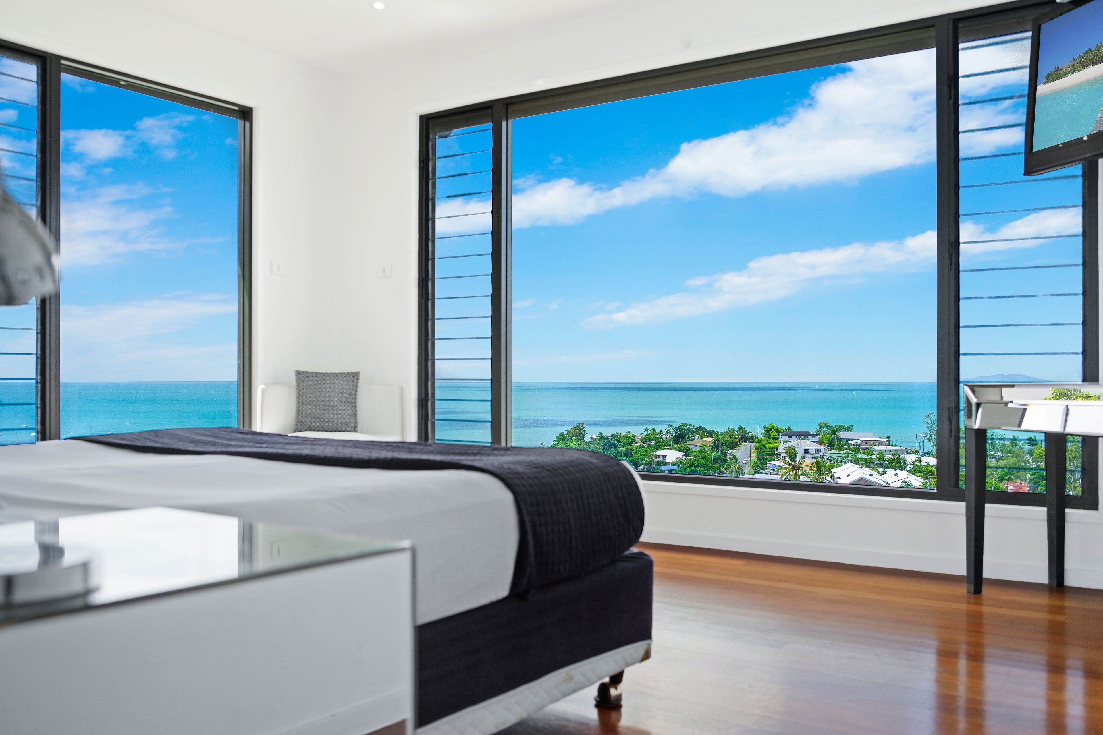 15 Kara Crescent, Airlie Beach QLD 4802, Airlie Beach - Thumbnail 2