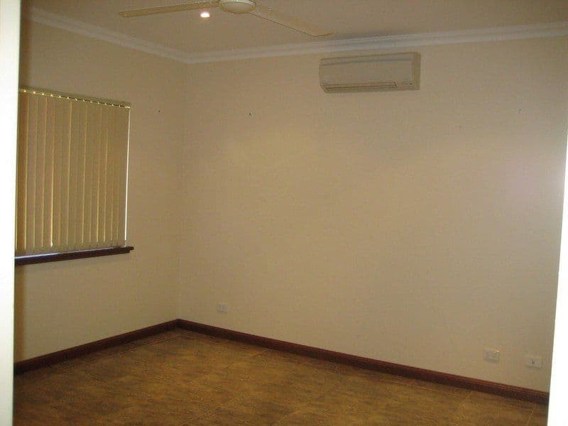 6 Bowerbird Drive, KARRATHA WA 6714, Karratha - Thumbnail 2