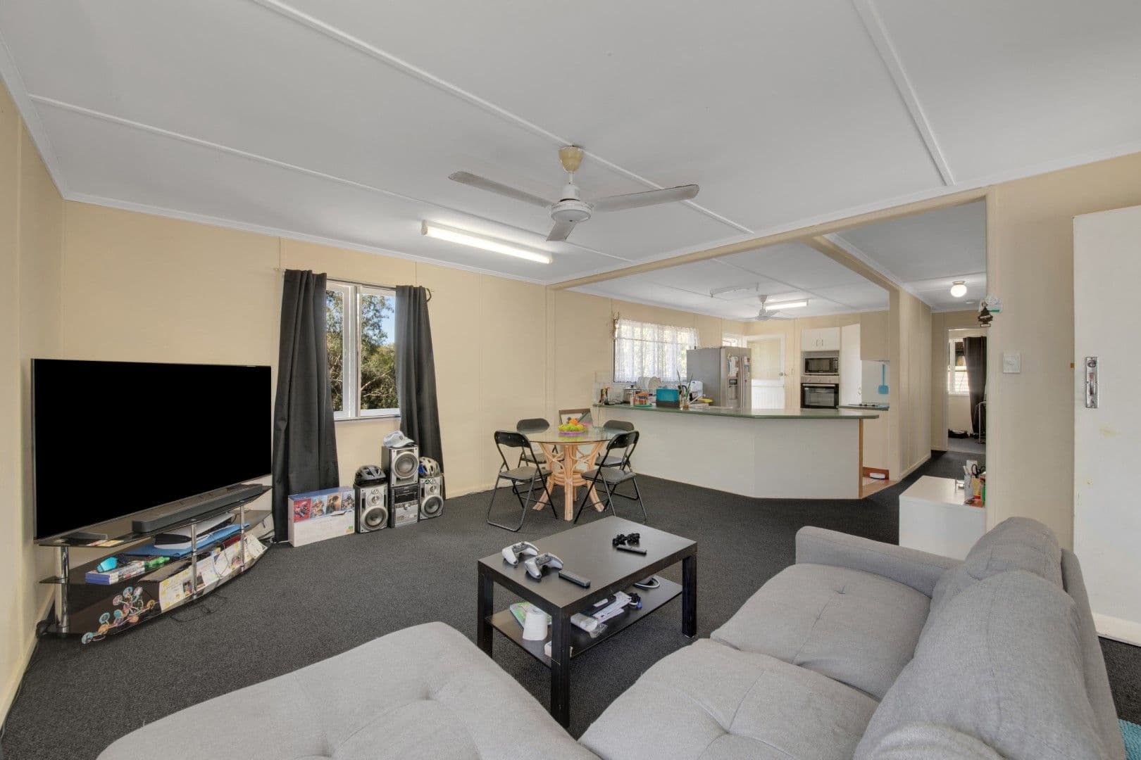 29 Coase Street, West Gladstone QLD 4680, West Gladstone - Thumbnail 3