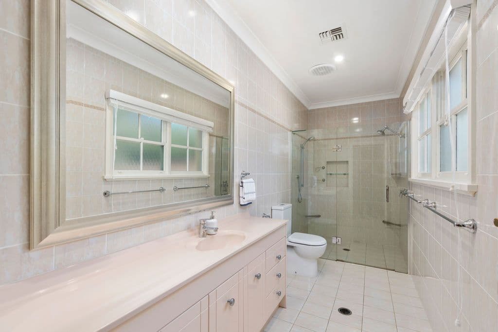 6 Greyleaves Avenue, Burradoo - Thumbnail 6