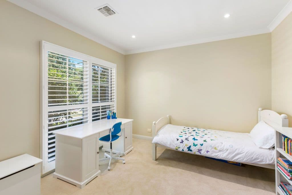 6 Greyleaves Avenue, Burradoo - Thumbnail 8