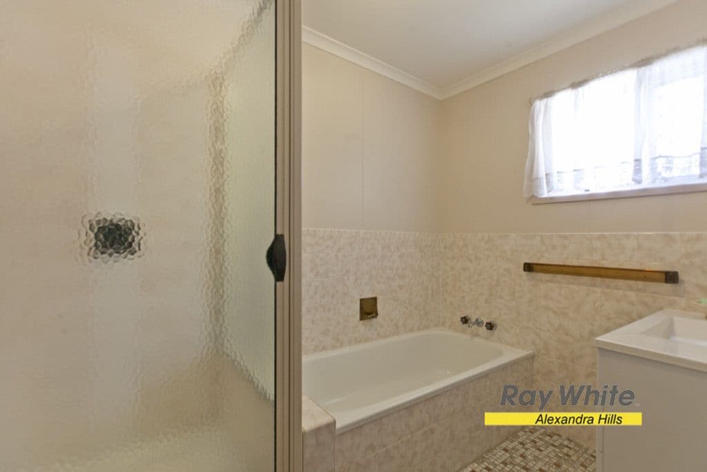76 Queens Court Road, ALEXANDRA HILLS QLD 4161, Alexandra Hills - Thumbnail 7
