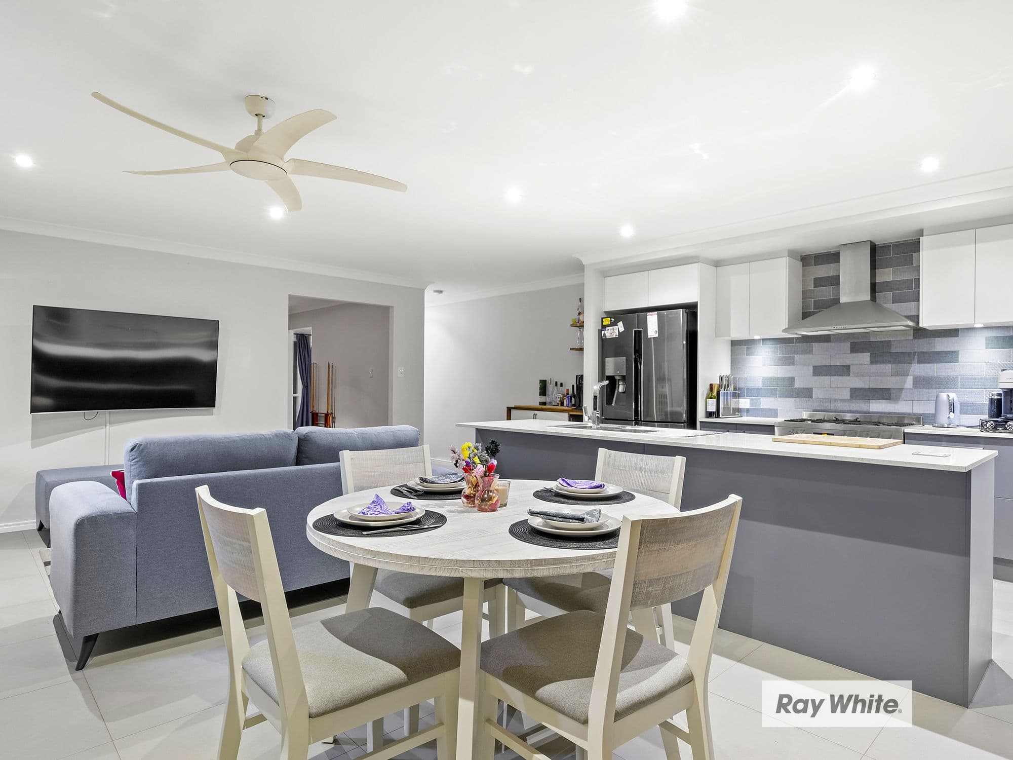 10 Sunbury Street, Pallara QLD 4110, Pallara - Thumbnail 3