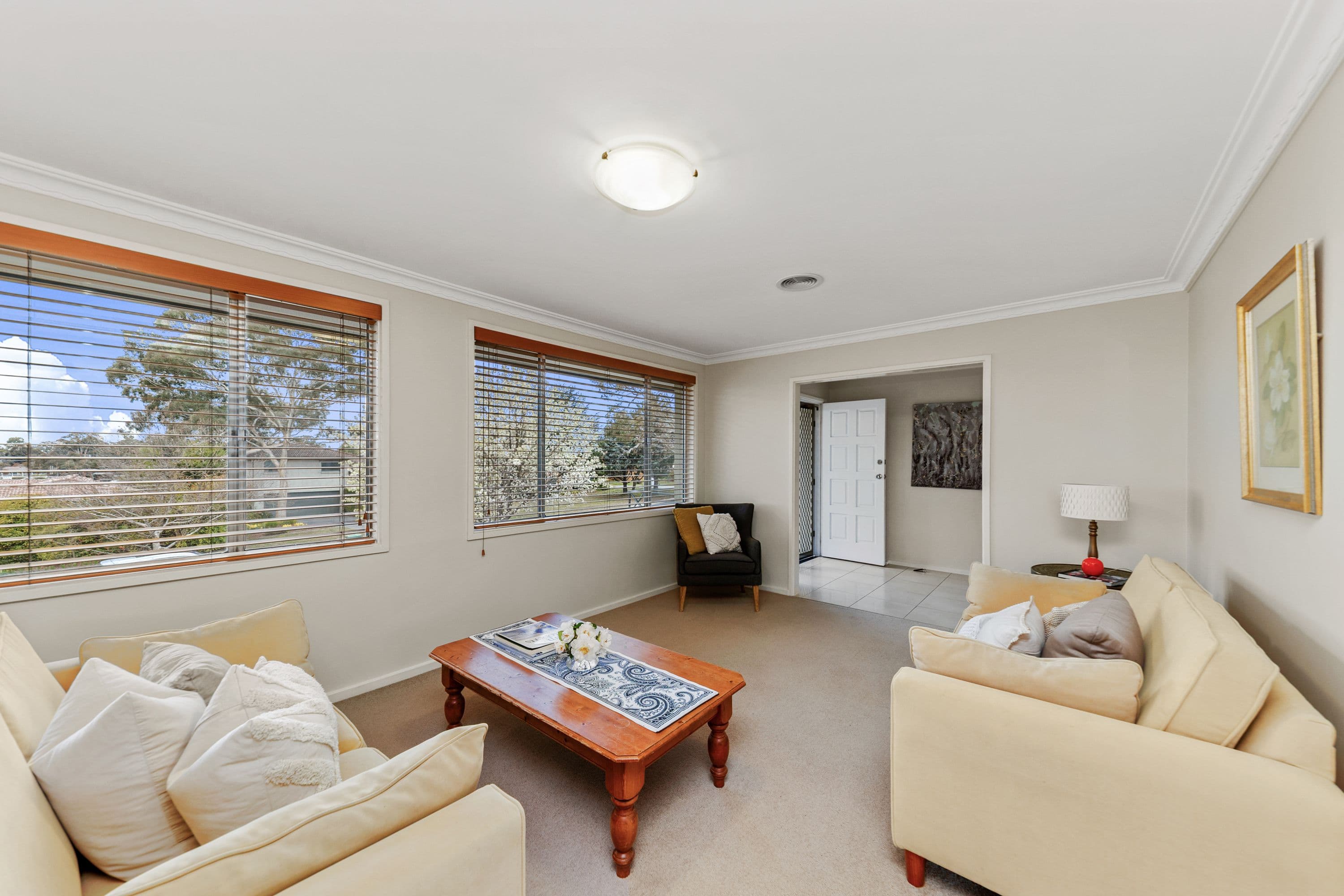 35 Packer Street, Weetangera ACT 2614, Weetangera - Thumbnail 2