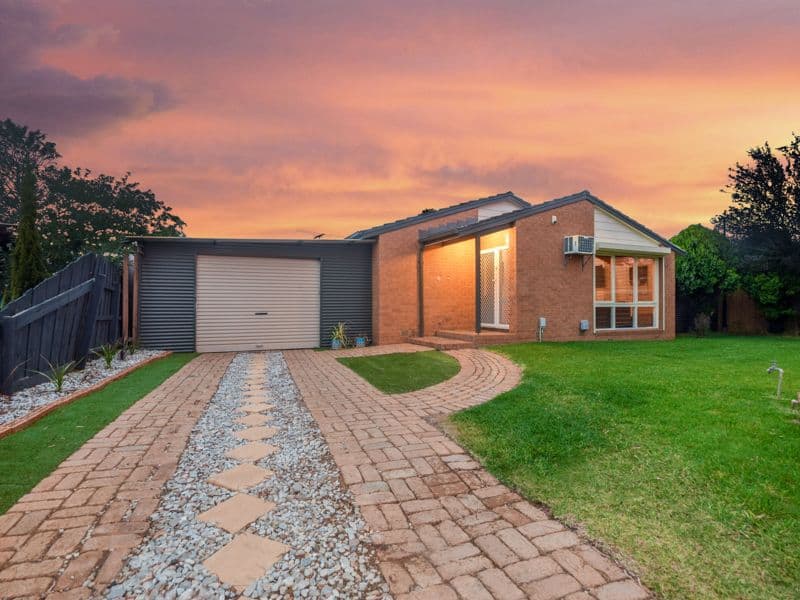 19 Tulloch Avenue, KURUNJANG VIC 3337, Kurunjang - Image 1