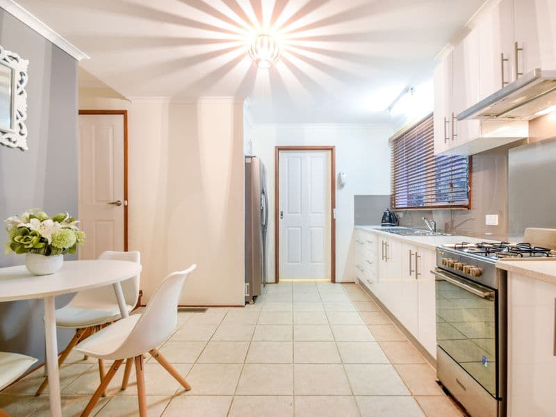 19 Tulloch Avenue, KURUNJANG VIC 3337, Kurunjang - Thumbnail 2