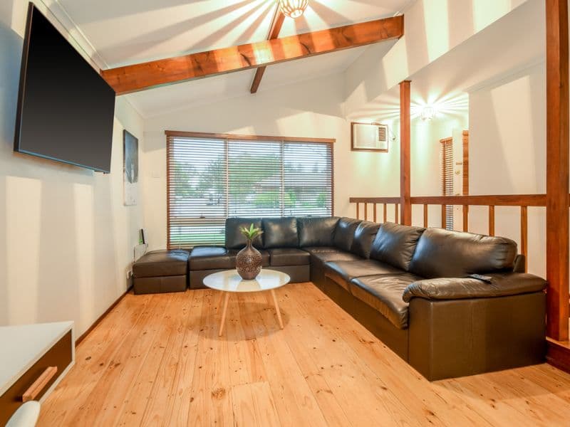 19 Tulloch Avenue, KURUNJANG VIC 3337, Kurunjang - Thumbnail 4