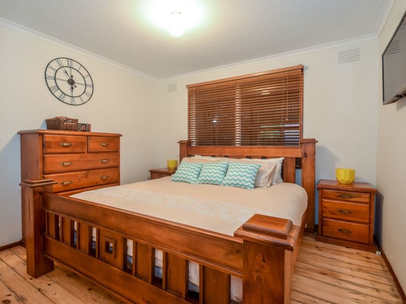 19 Tulloch Avenue, KURUNJANG VIC 3337, Kurunjang - Thumbnail 6
