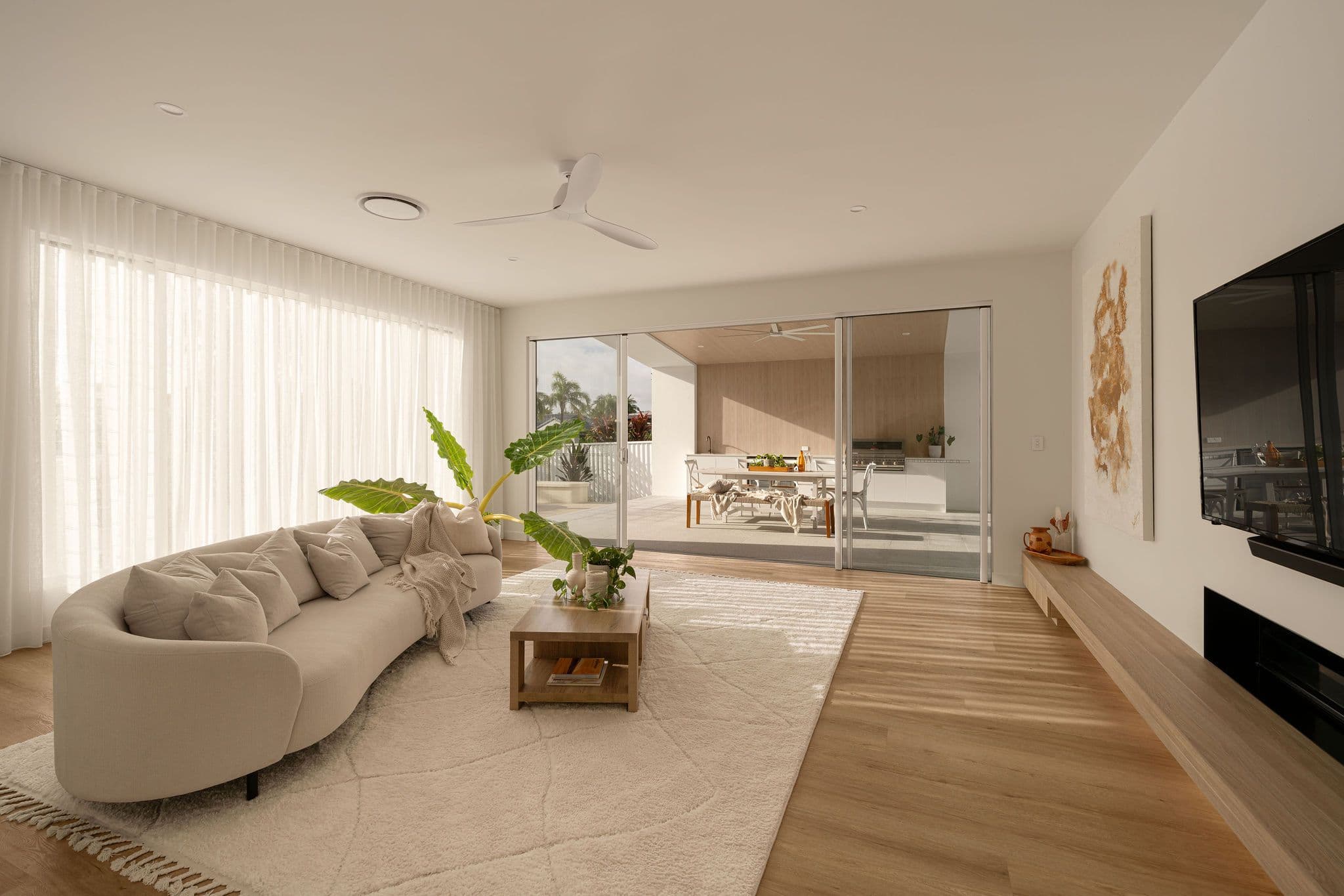 14 Spinebill Street, Burleigh Waters QLD 4220, Burleigh Waters - Thumbnail 4