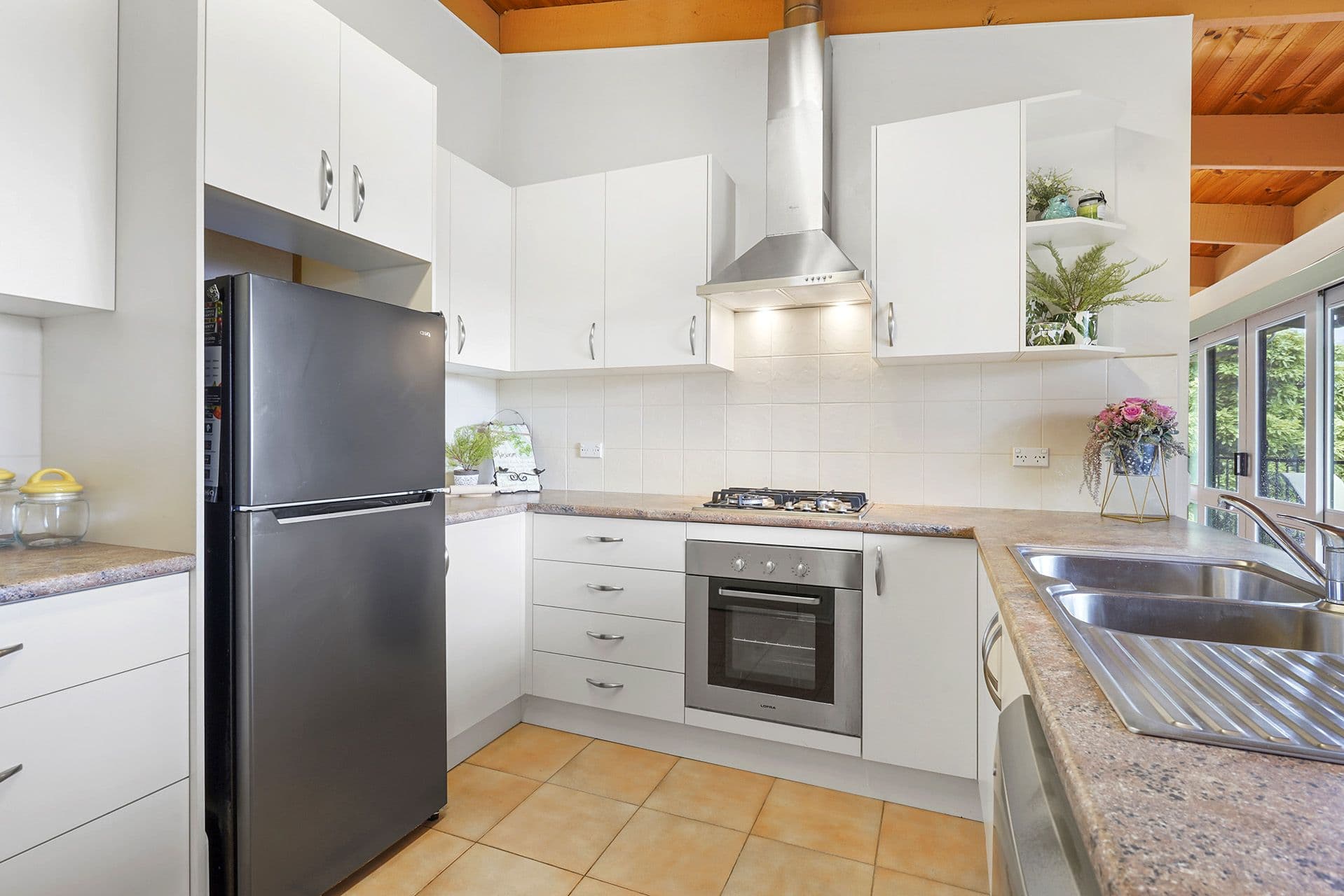 14 Jones Avenue, Upper Ferntree Gully VIC 3156, Upper Ferntree Gully - Thumbnail 7